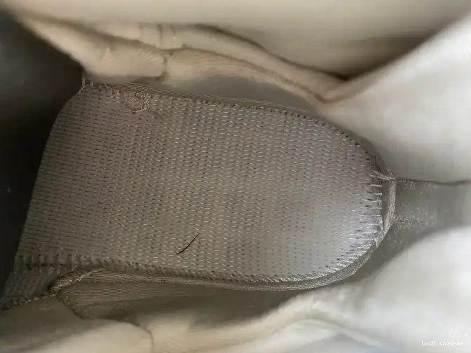 Reps LUCY Champagne Retro Jordan 8 832821-030 0408